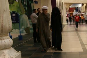 Ibn Battuta Mall - arabische Besucher